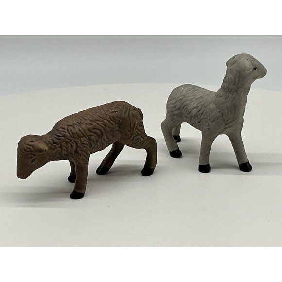 Thomas Kinkade Replacement Nativity Replacement Animals One Sheep, Three Lambs - Picture 12 of 16